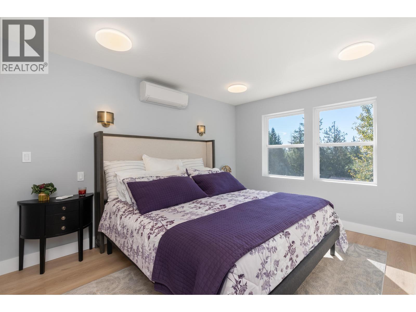 2440 SUNSHINE COAST HIGHWAY, Roberts Creek