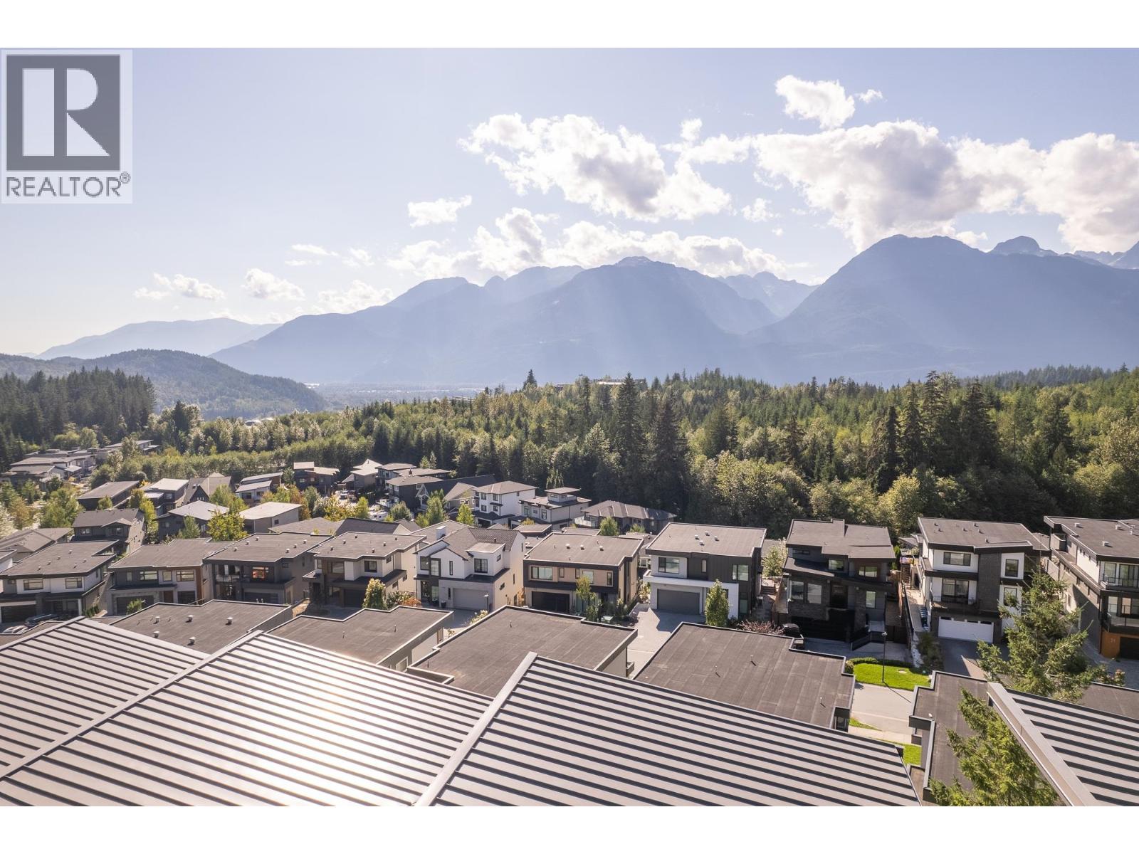 11 3407 MAMQUAM ROAD, Squamish