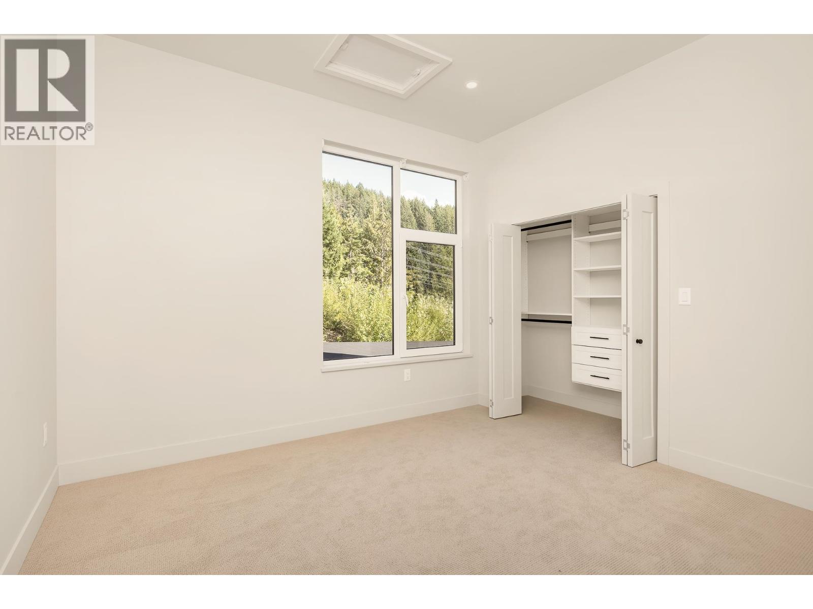 11 3407 MAMQUAM ROAD, Squamish