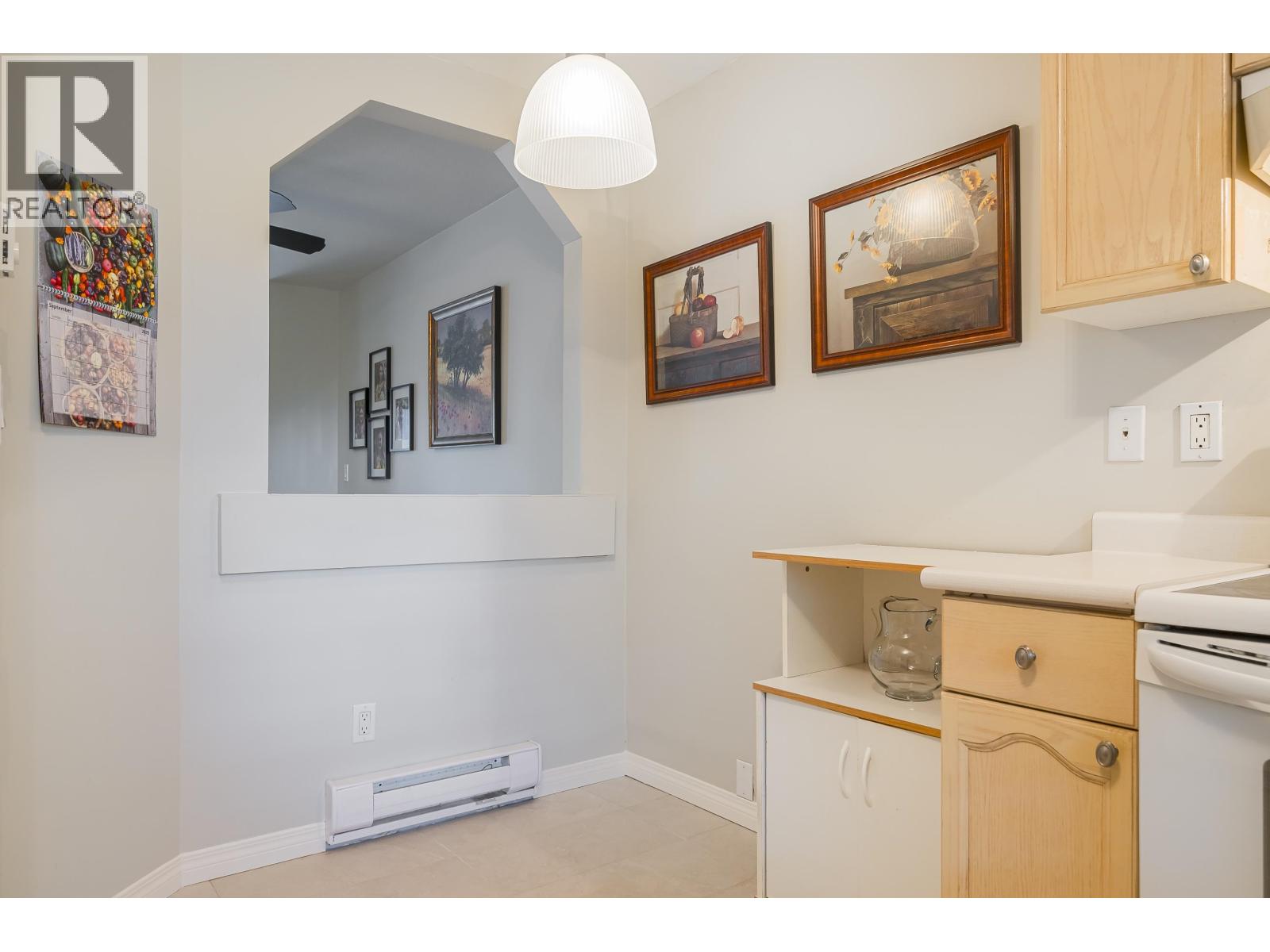 #307-4955 RIVER Road, Delta