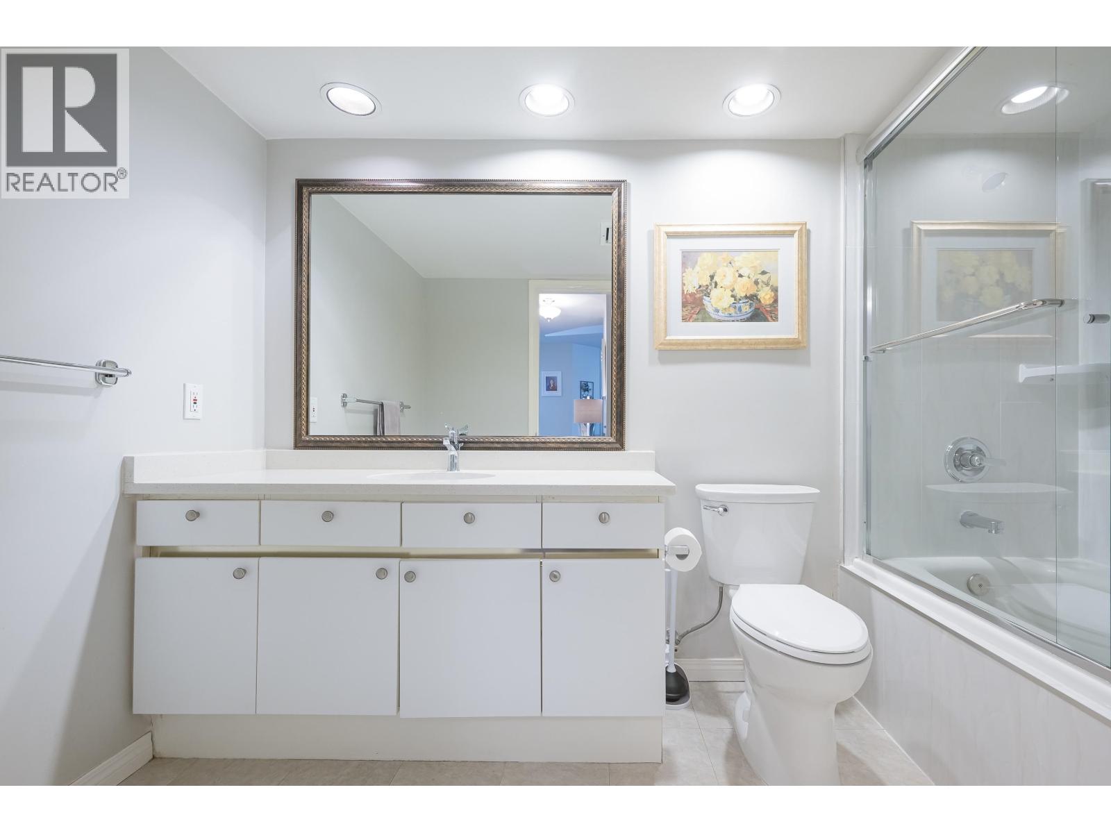 #307-4955 RIVER Road, Delta