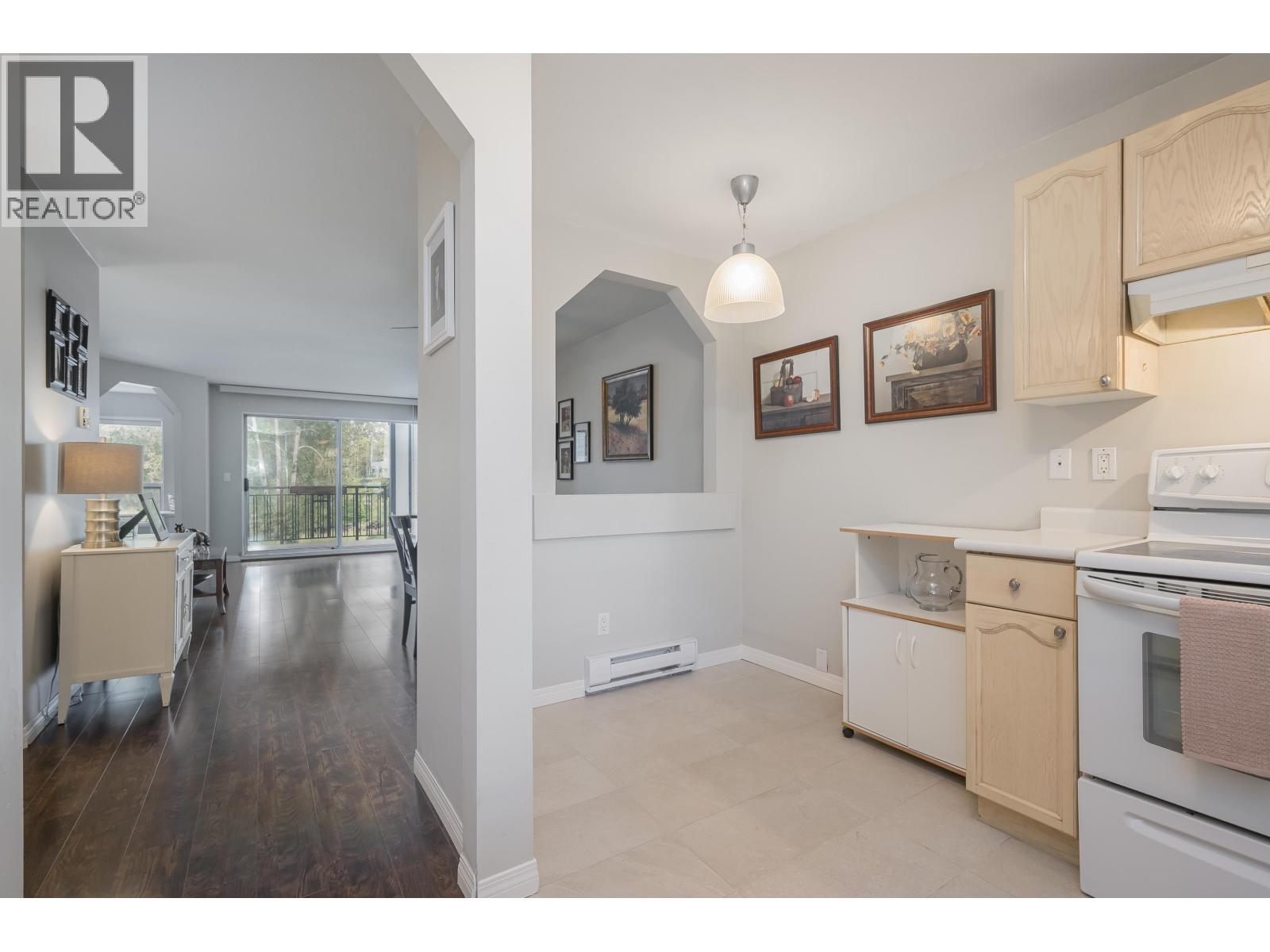 #307-4955 RIVER Road, Delta