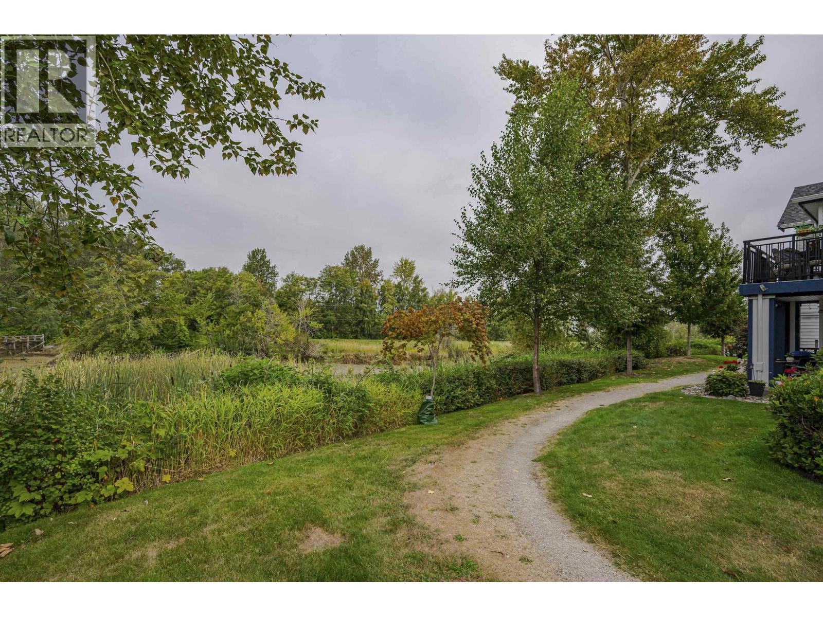 #307-4955 RIVER Road, Delta