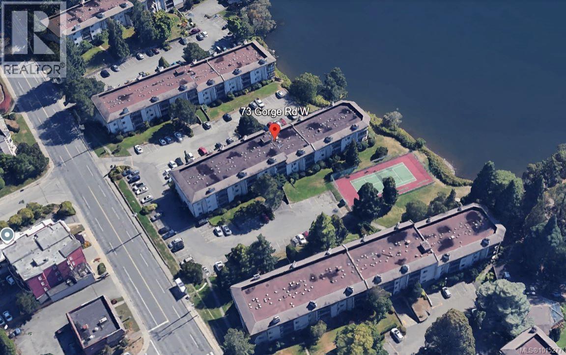 105 73 Gorge Road West, Saanich