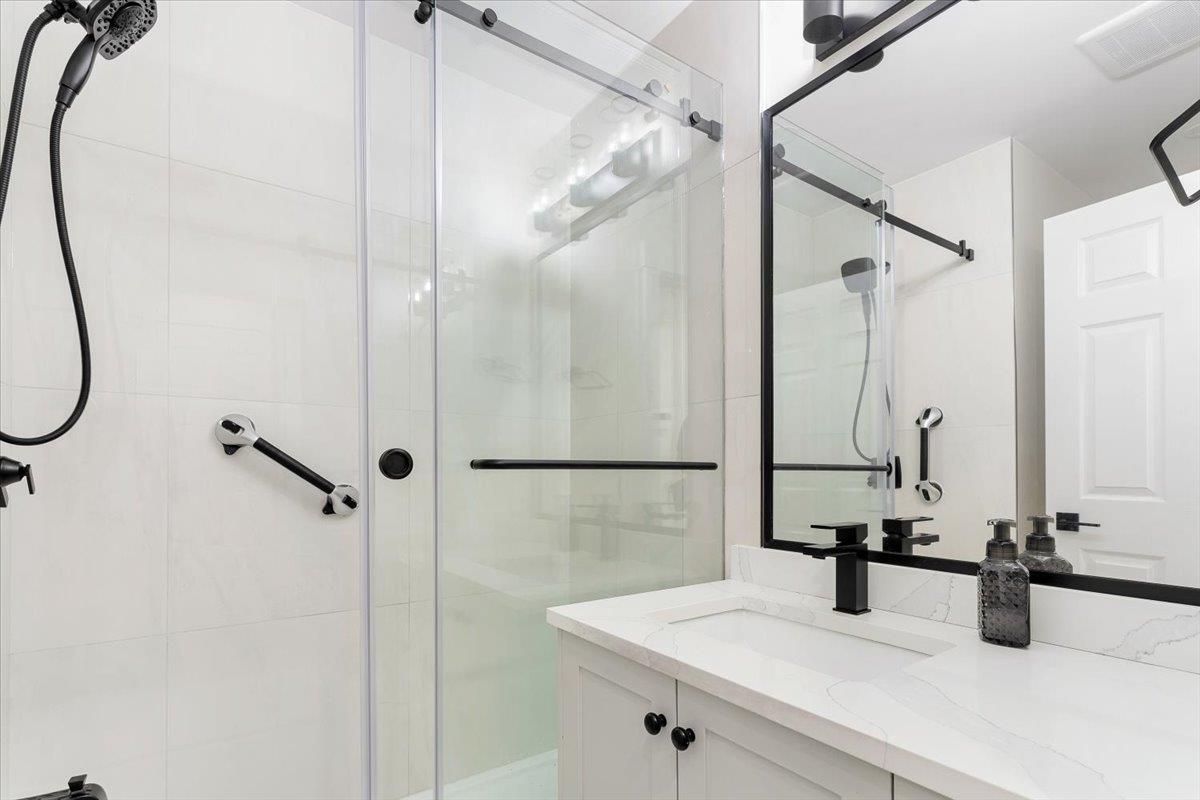 5061 223A STREET, Langley