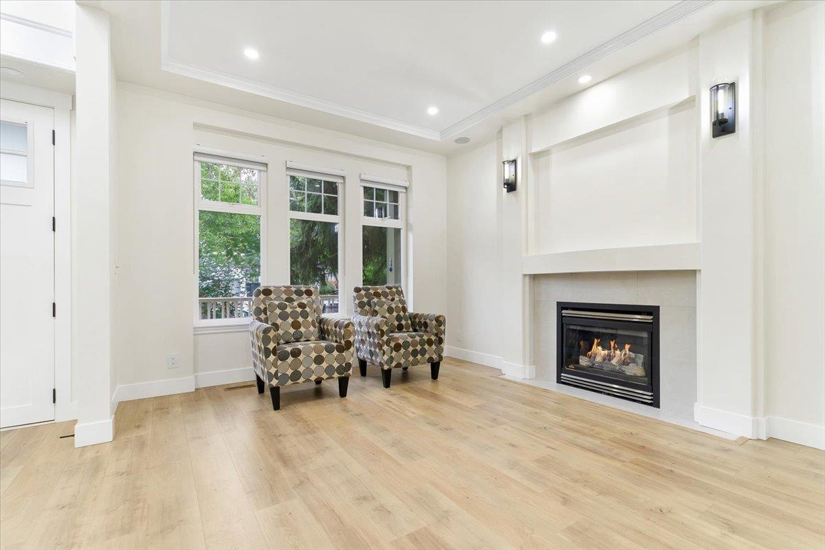 5061 223A STREET, Langley