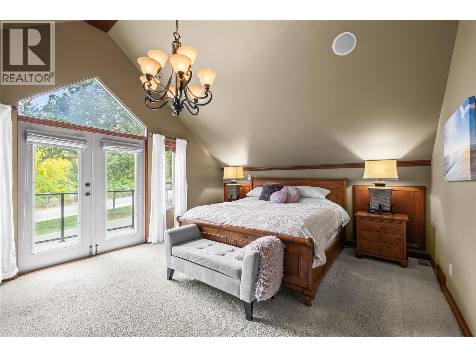  1682 Larkridge Court, Kelowna