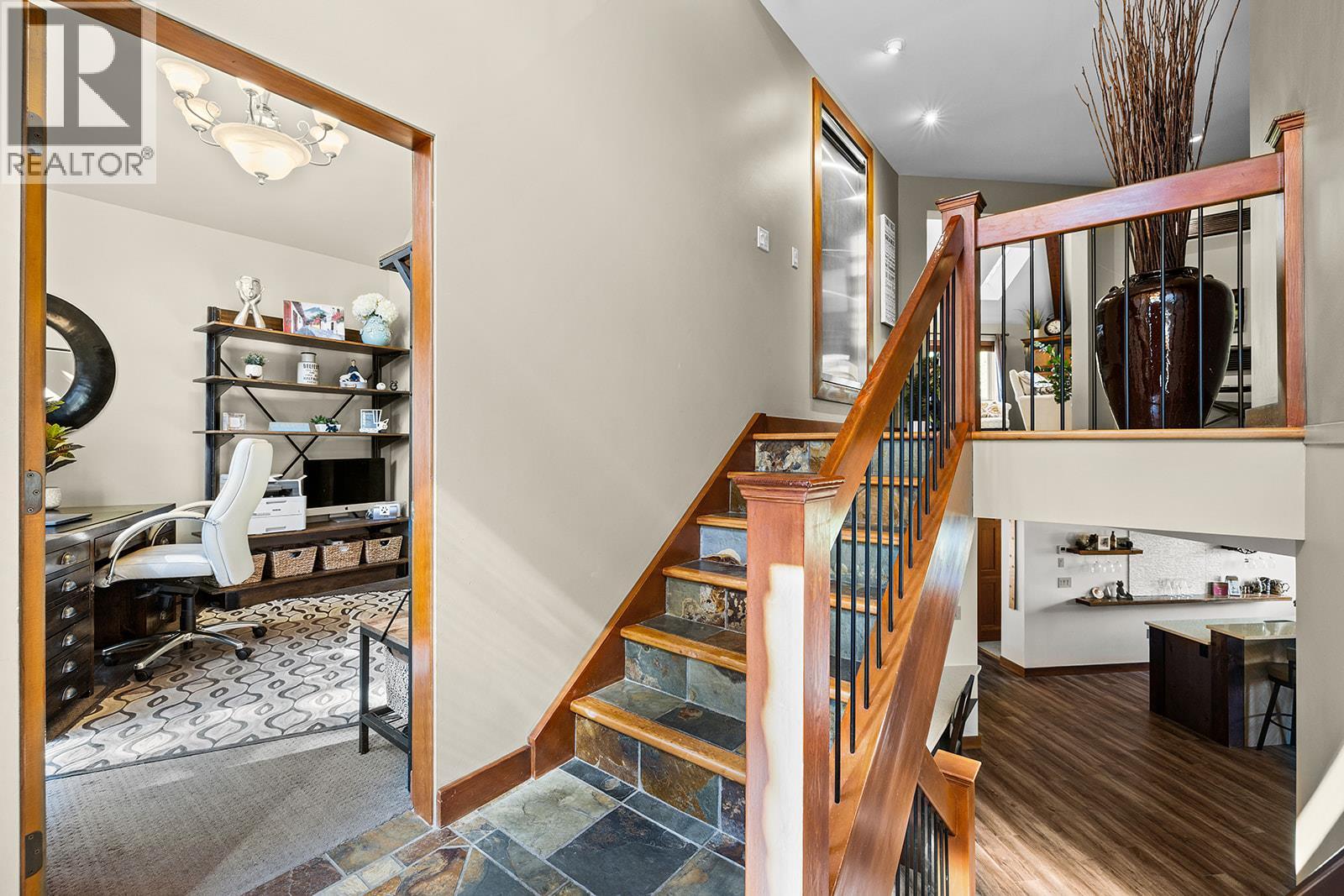  1682 Larkridge Court, Kelowna