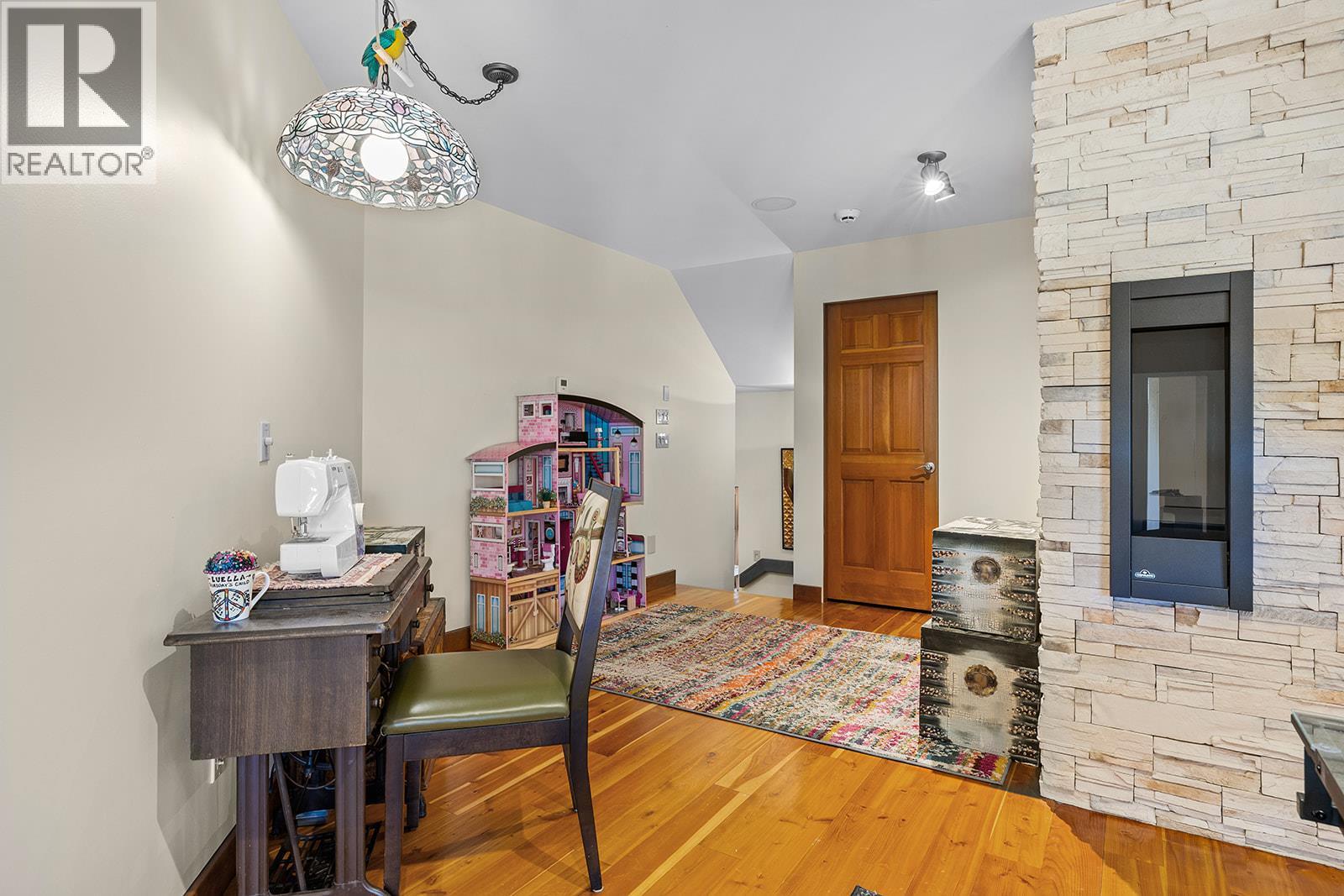  1682 Larkridge Court, Kelowna