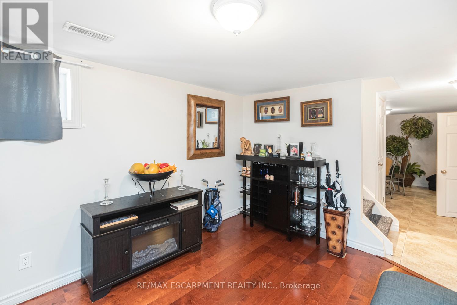 Single Family House for Sale in  KIMBERLY DRIVE Hamilton (Rosedale) 