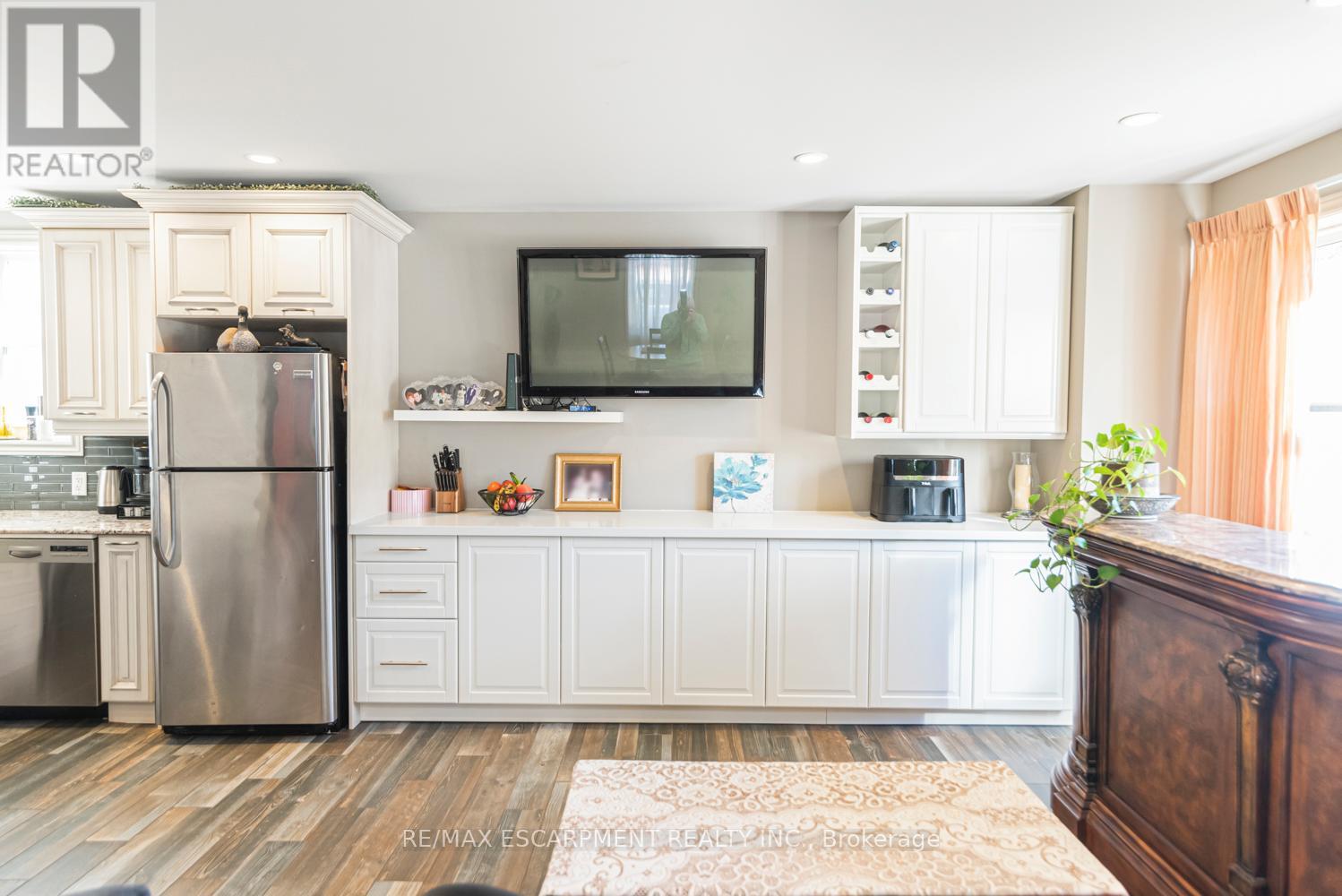 Single Family House for Sale in  KIMBERLY DRIVE Hamilton (Rosedale) 