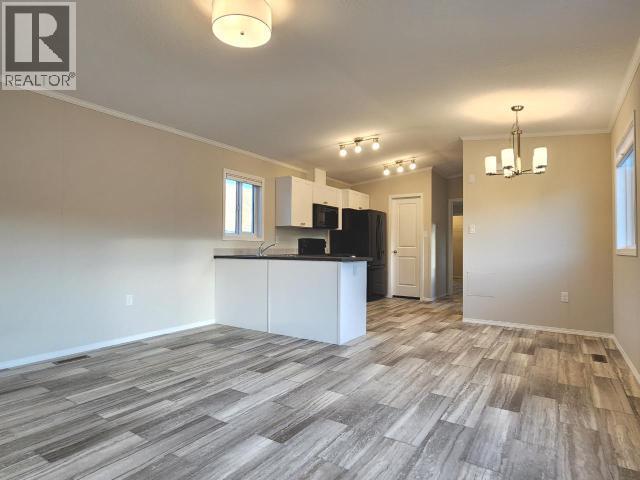 #9 1620 STAGE ROAD - Image 3