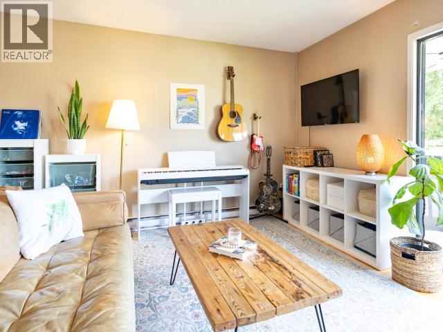1-4651 HARVIE AVE, Powell River