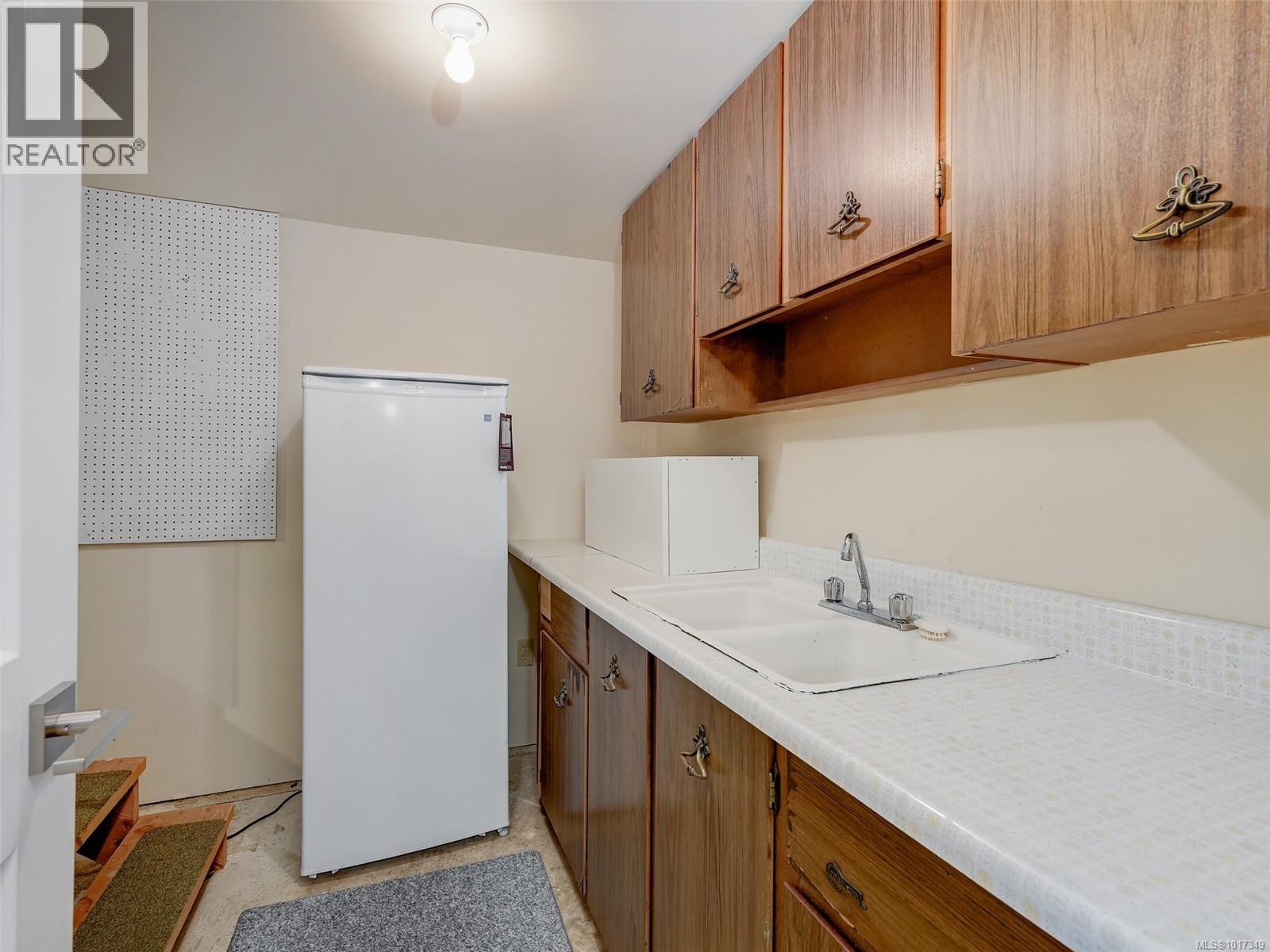 21 4125 Interurban Road, Saanich