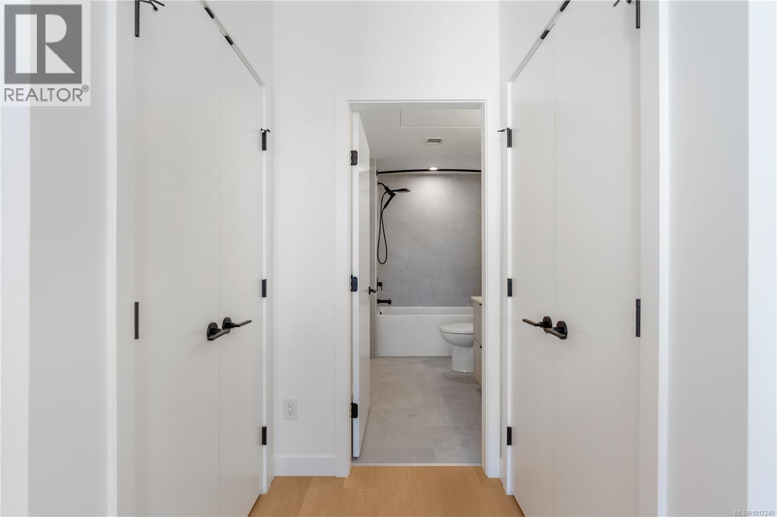 308 3564B Ryder Hesjedal Way, Colwood