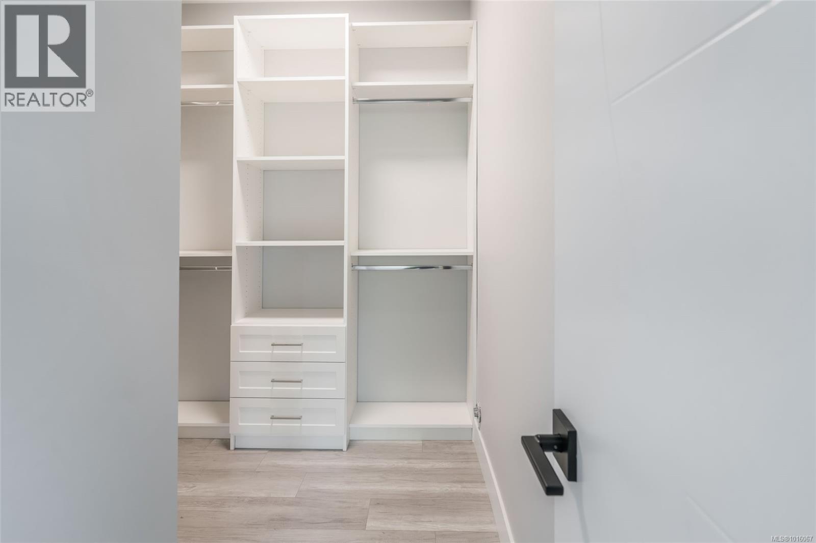 124 Hawk Point Rd, Nanaimo