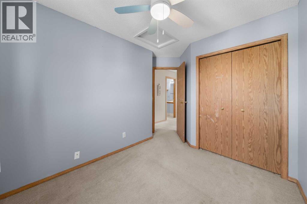 Single Family House for Sale in  Hidden Valley Drive NW Hidden Valley Calgary 