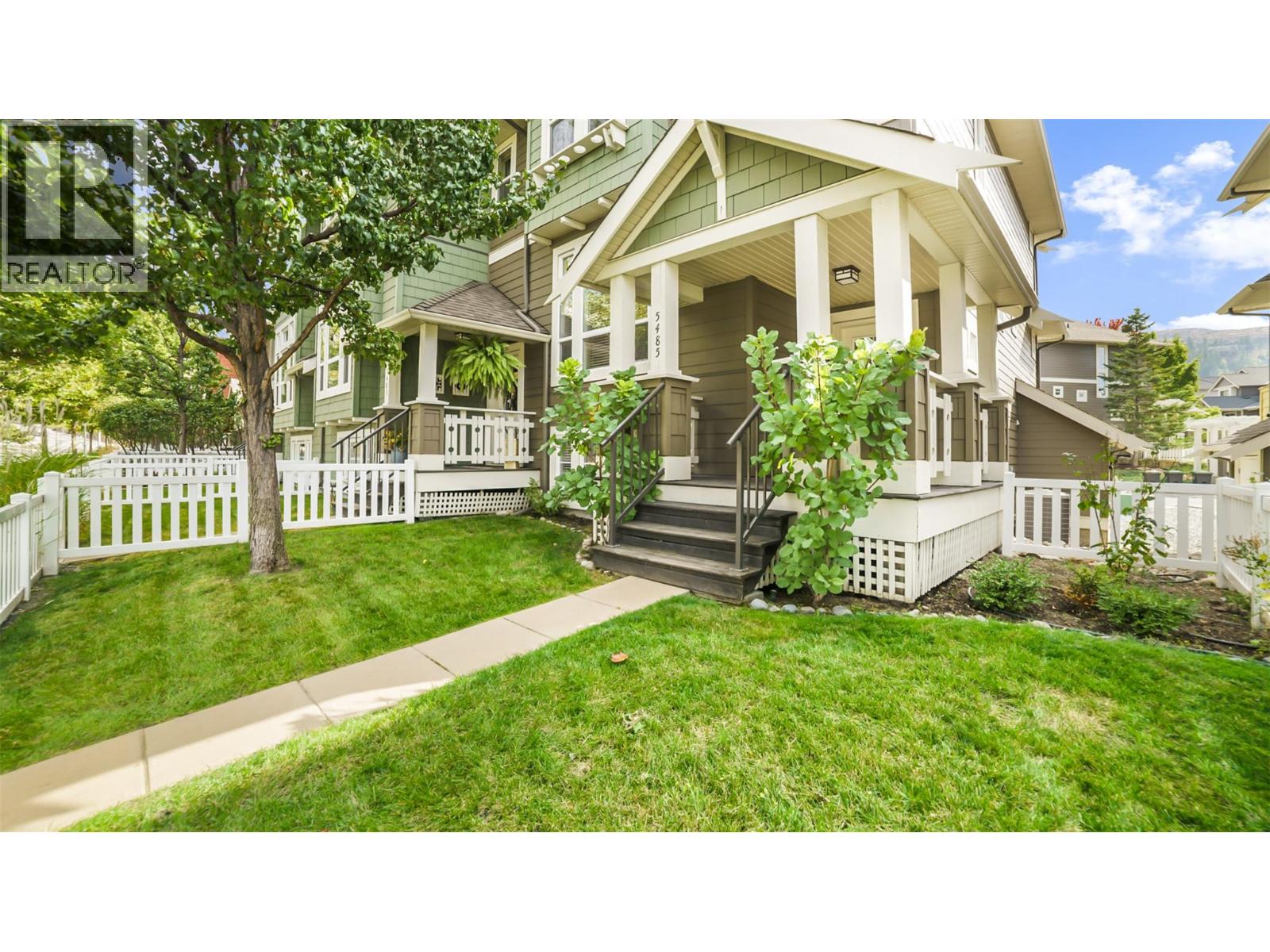 5485 South Perimeter Way, Kelowna - Exteriors - Photo 6