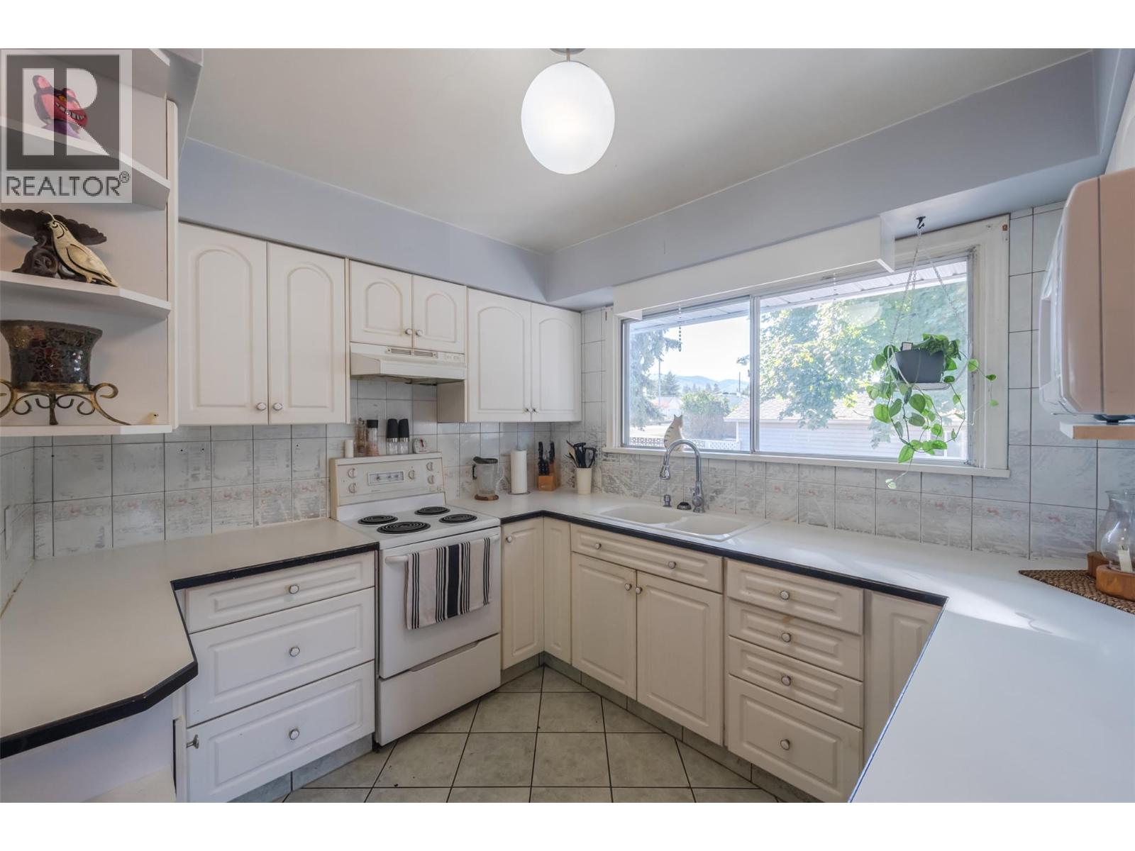  1138 Forestbrook Drive, Penticton