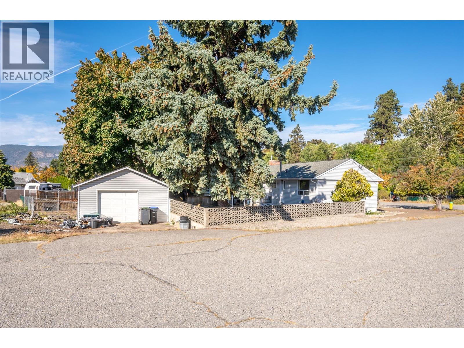  1138 Forestbrook Drive, Penticton