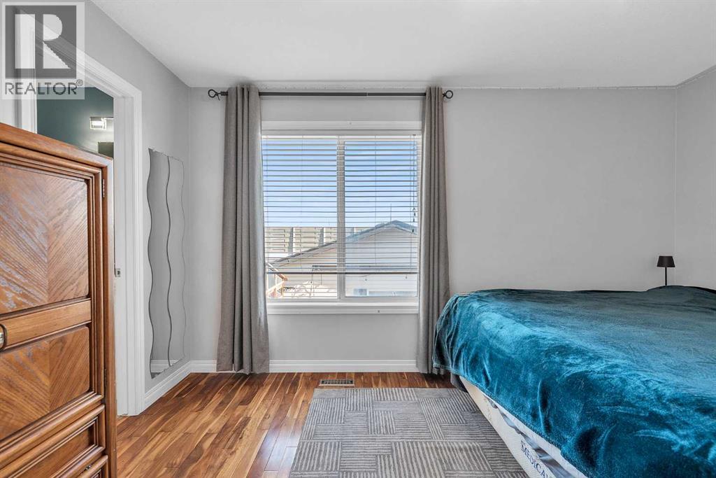 Single Family House 4 Level for Sale in  MT. Aberdeen Close SE McKenzie Lake Calgary 