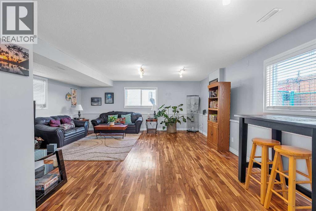 Single Family House 4 Level for Sale in  MT. Aberdeen Close SE McKenzie Lake Calgary 
