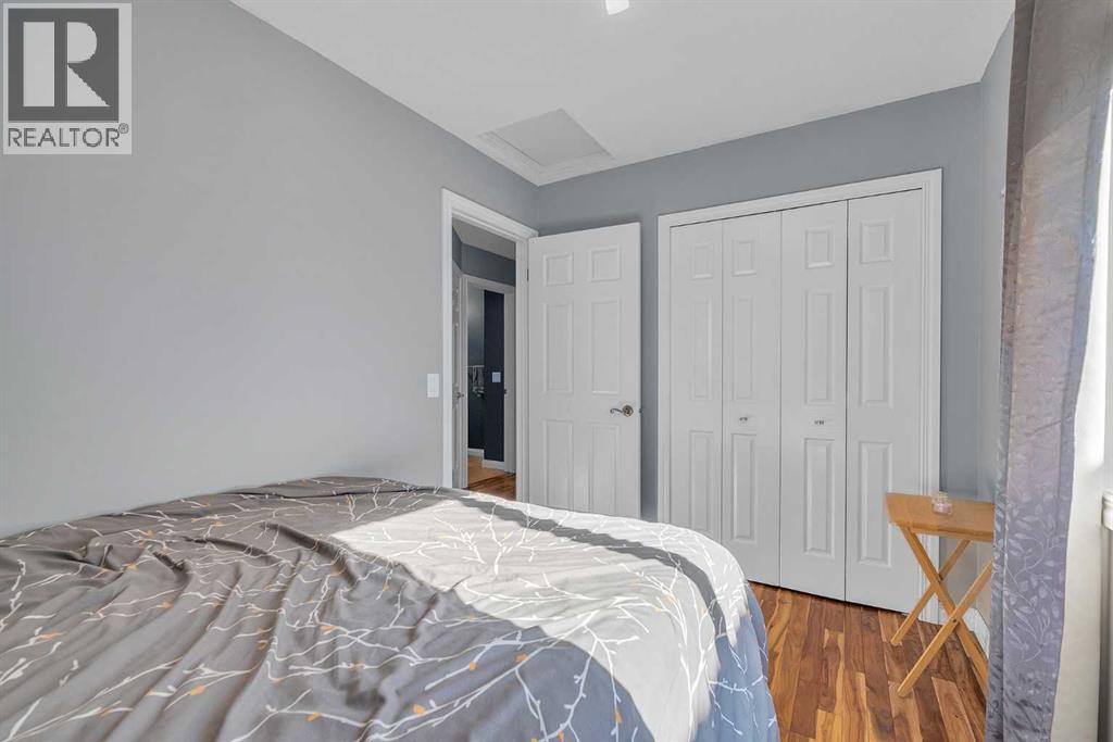 Single Family House 4 Level for Sale in  MT. Aberdeen Close SE McKenzie Lake Calgary 