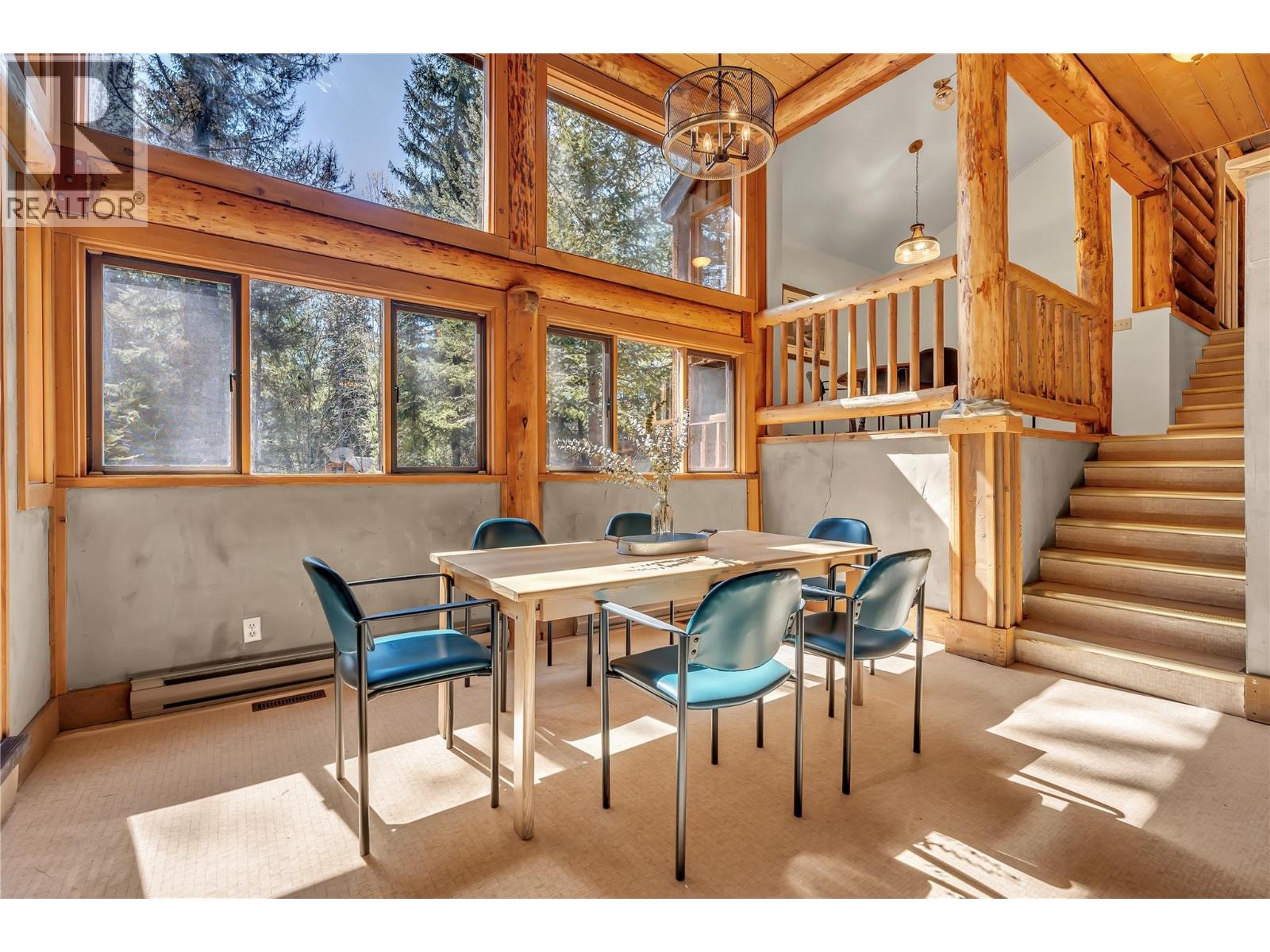 153 Thistle Road, Princeton