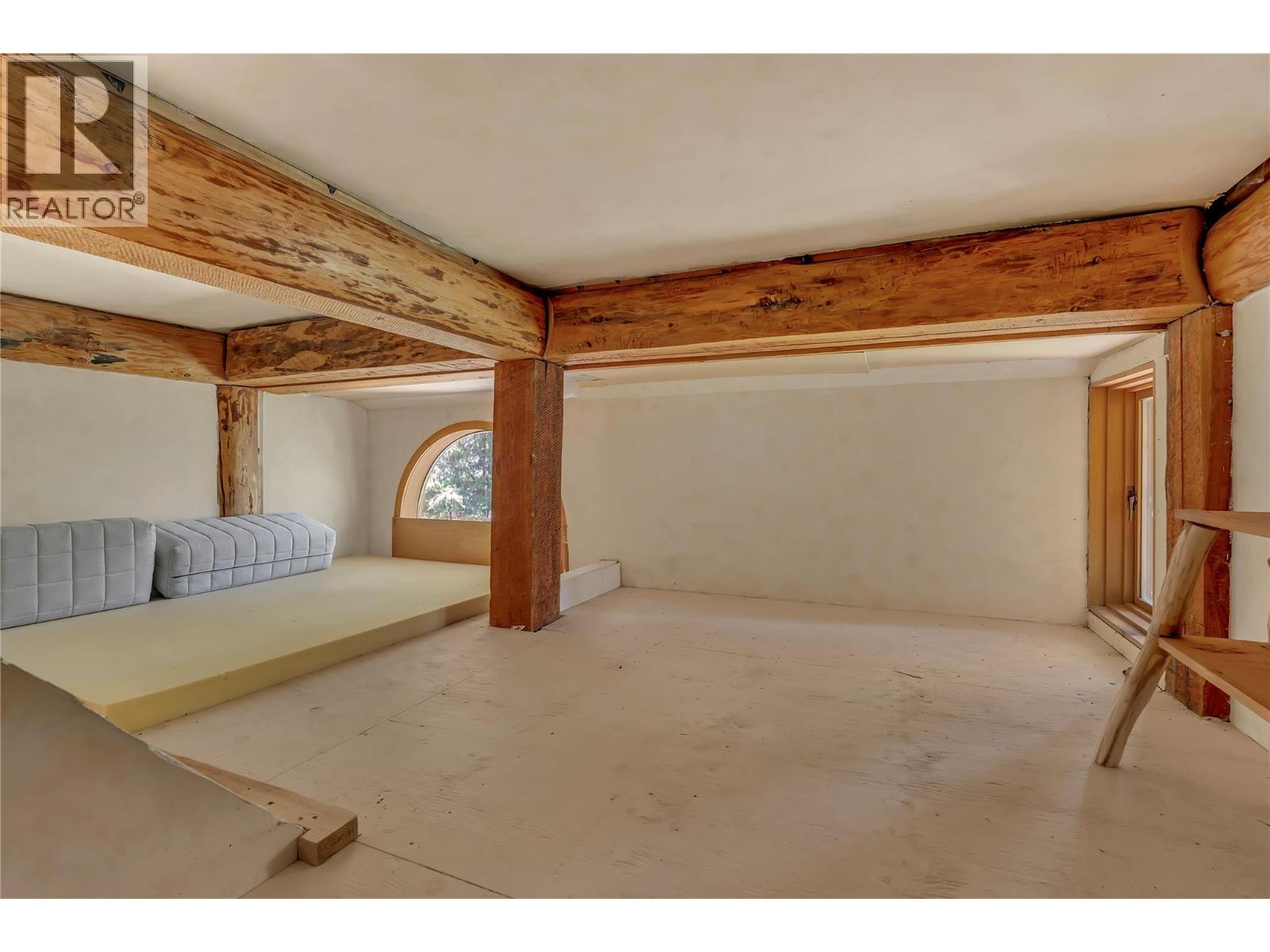 153 Thistle Road, Princeton