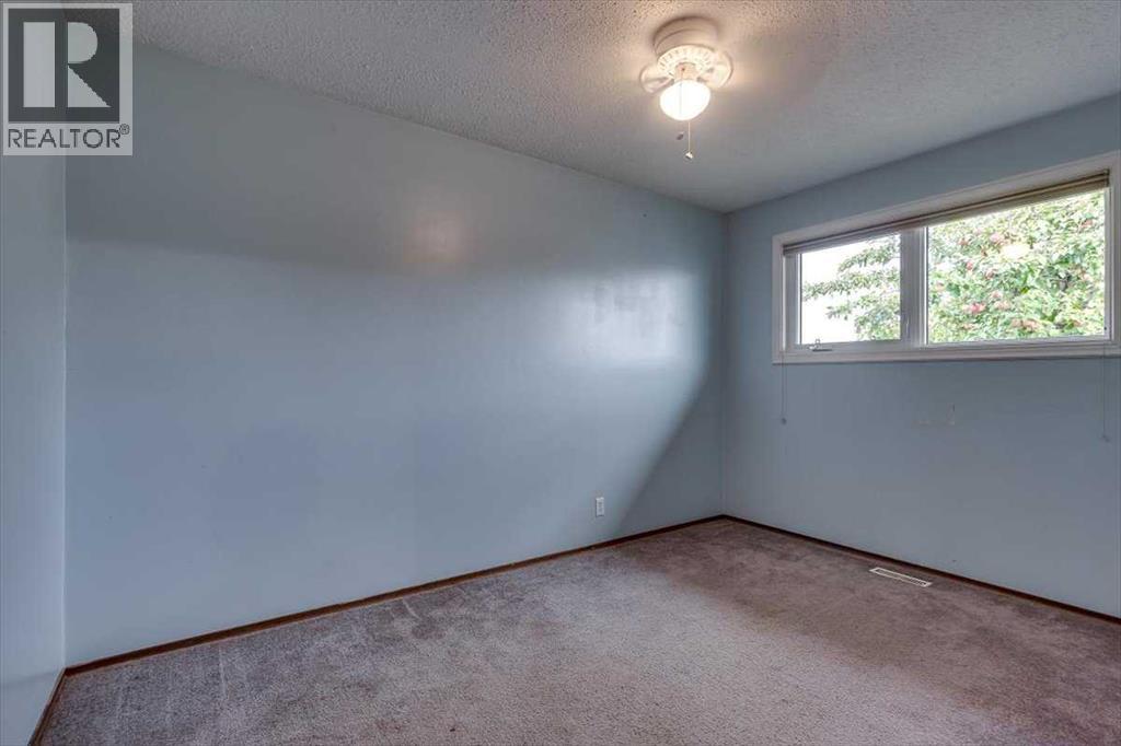 104 Nash Street, Red Deer