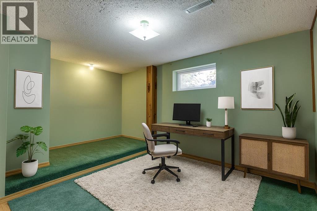 104 Nash Street, Red Deer