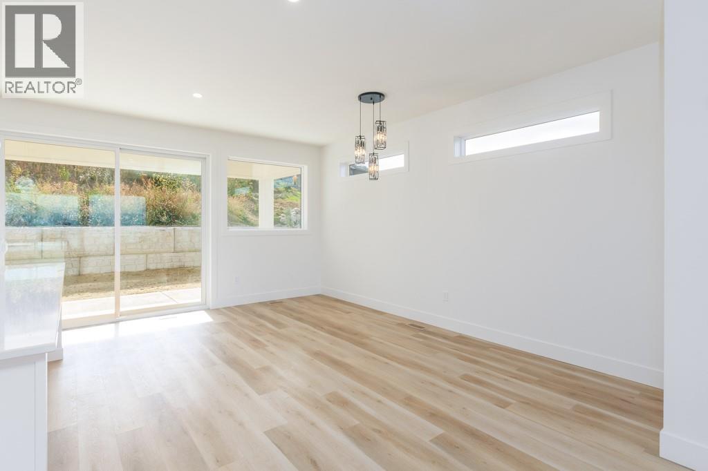 1160 16 Avenue SE, Salmon Arm