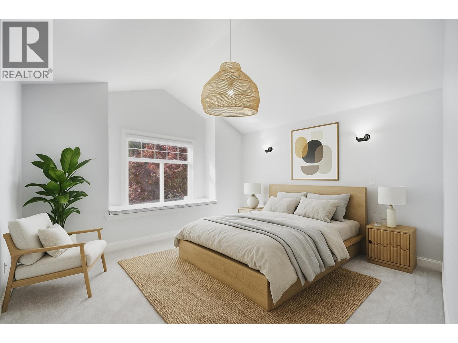 2411 GEORGE STREET, North Vancouver