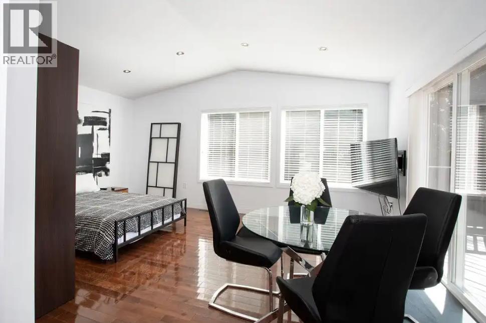 2568 THE BOULEVARD, Squamish