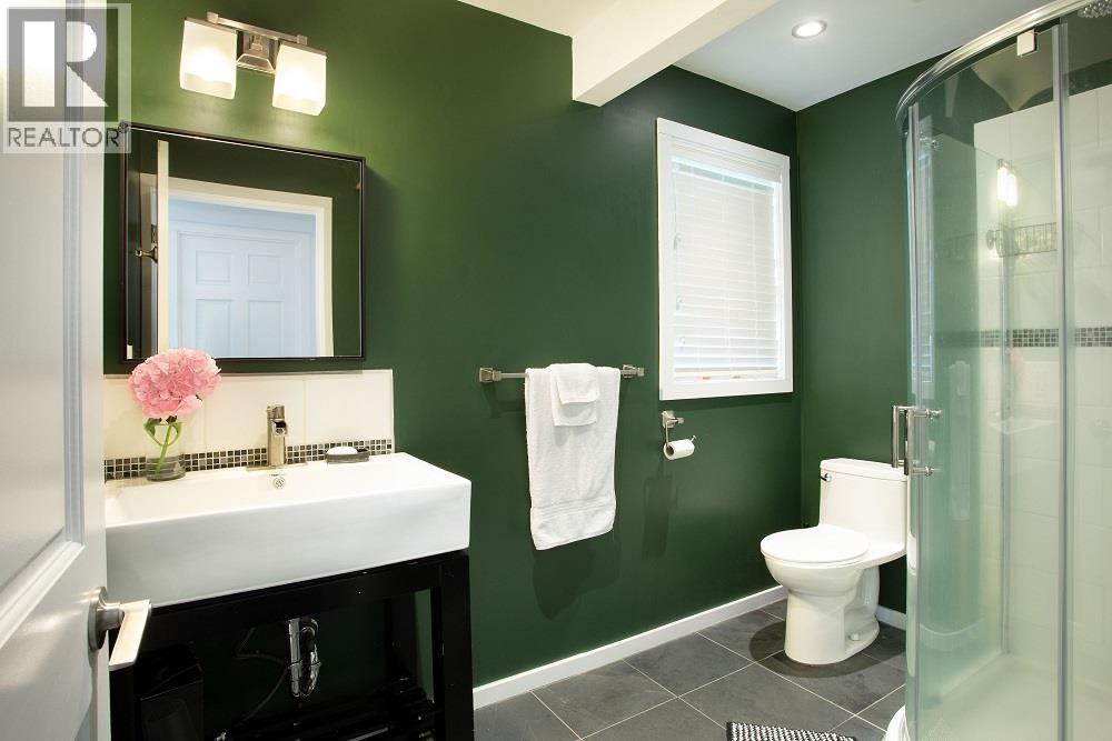 2568 THE BOULEVARD, Squamish