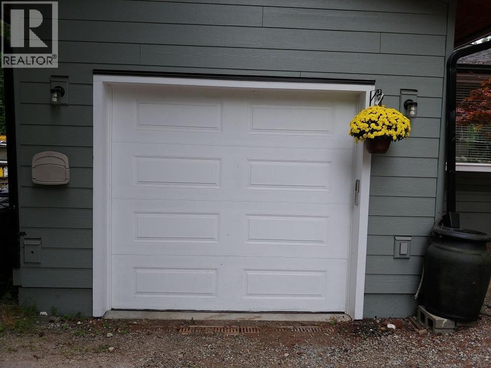 2568 THE BOULEVARD, Squamish