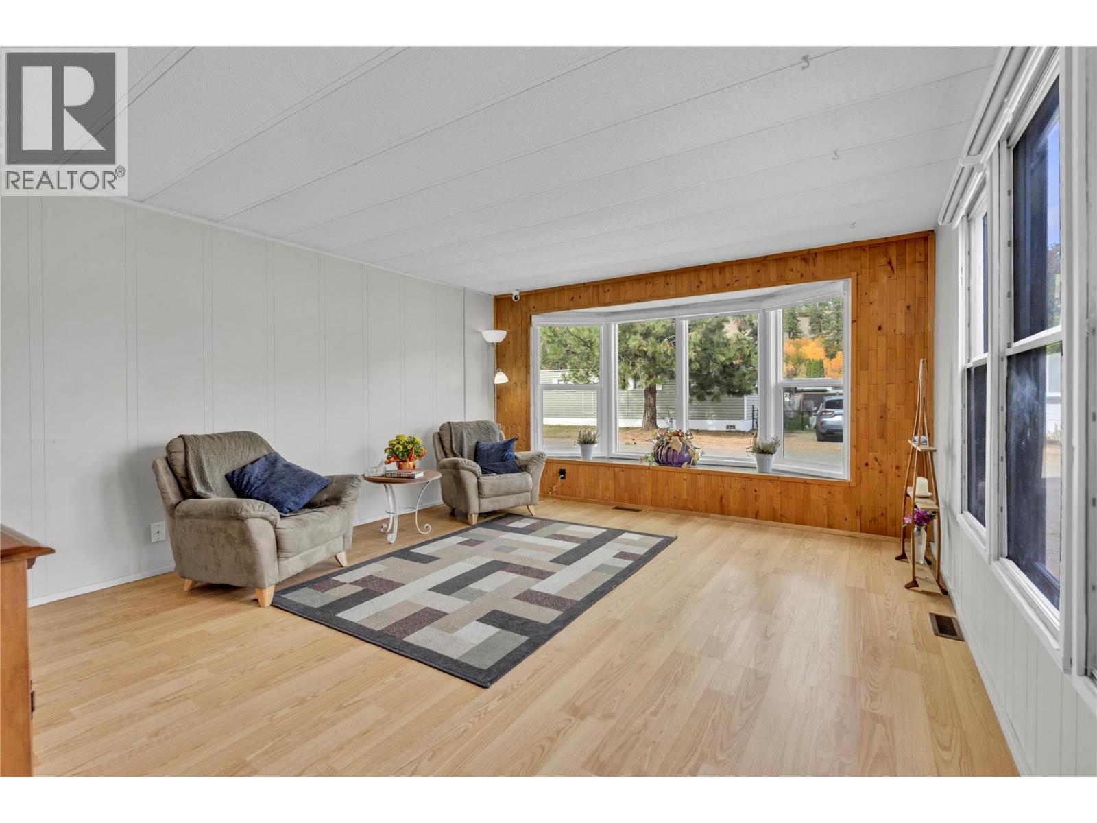 24 473 CORINA Avenue, Princeton