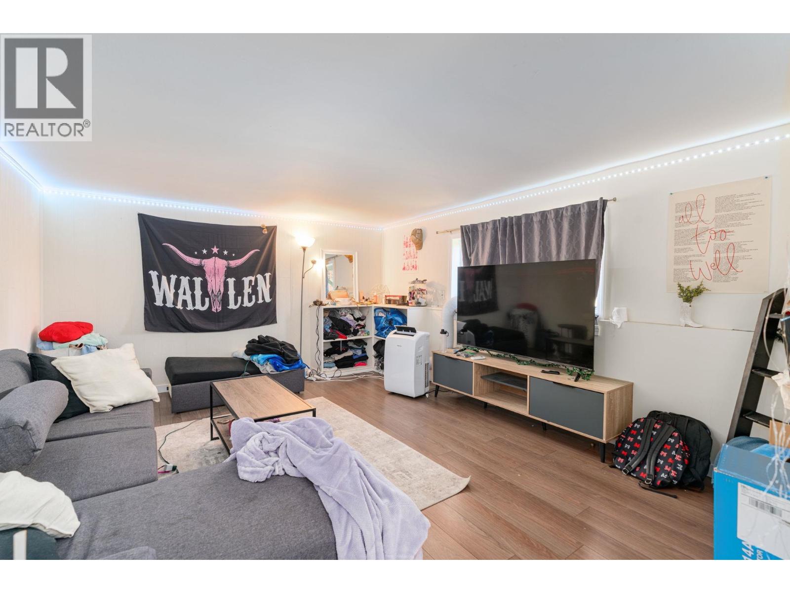 1807 9TH AVENUE, Prince George