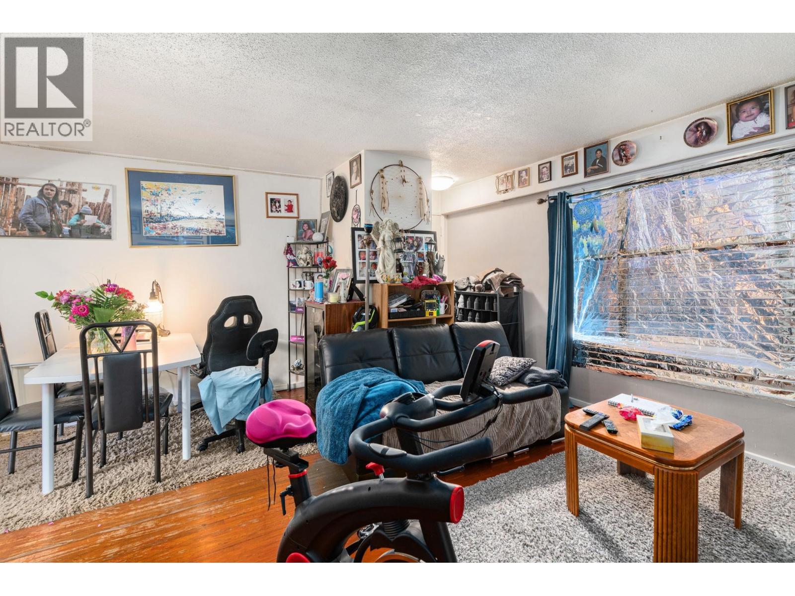 1807 9TH AVENUE, Prince George