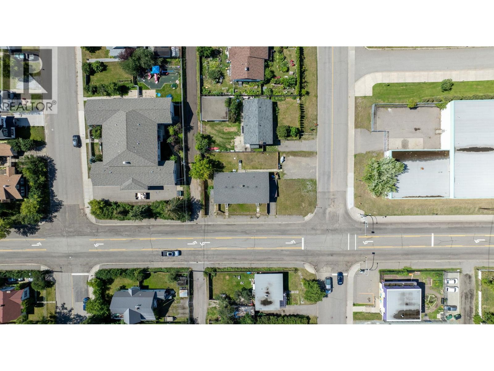 1807 9TH AVENUE, Prince George