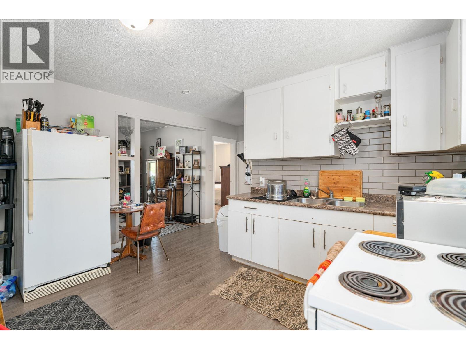 1807 9TH AVENUE, Prince George