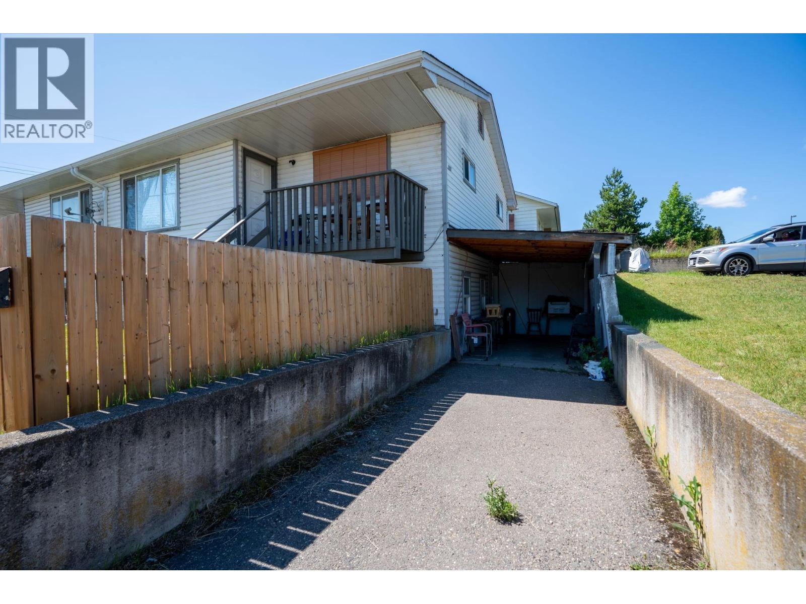 1807 9TH AVENUE, Prince George