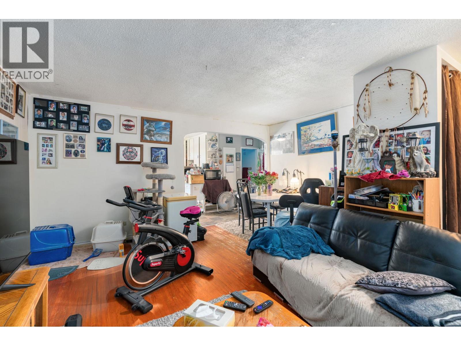 1807 9TH AVENUE, Prince George