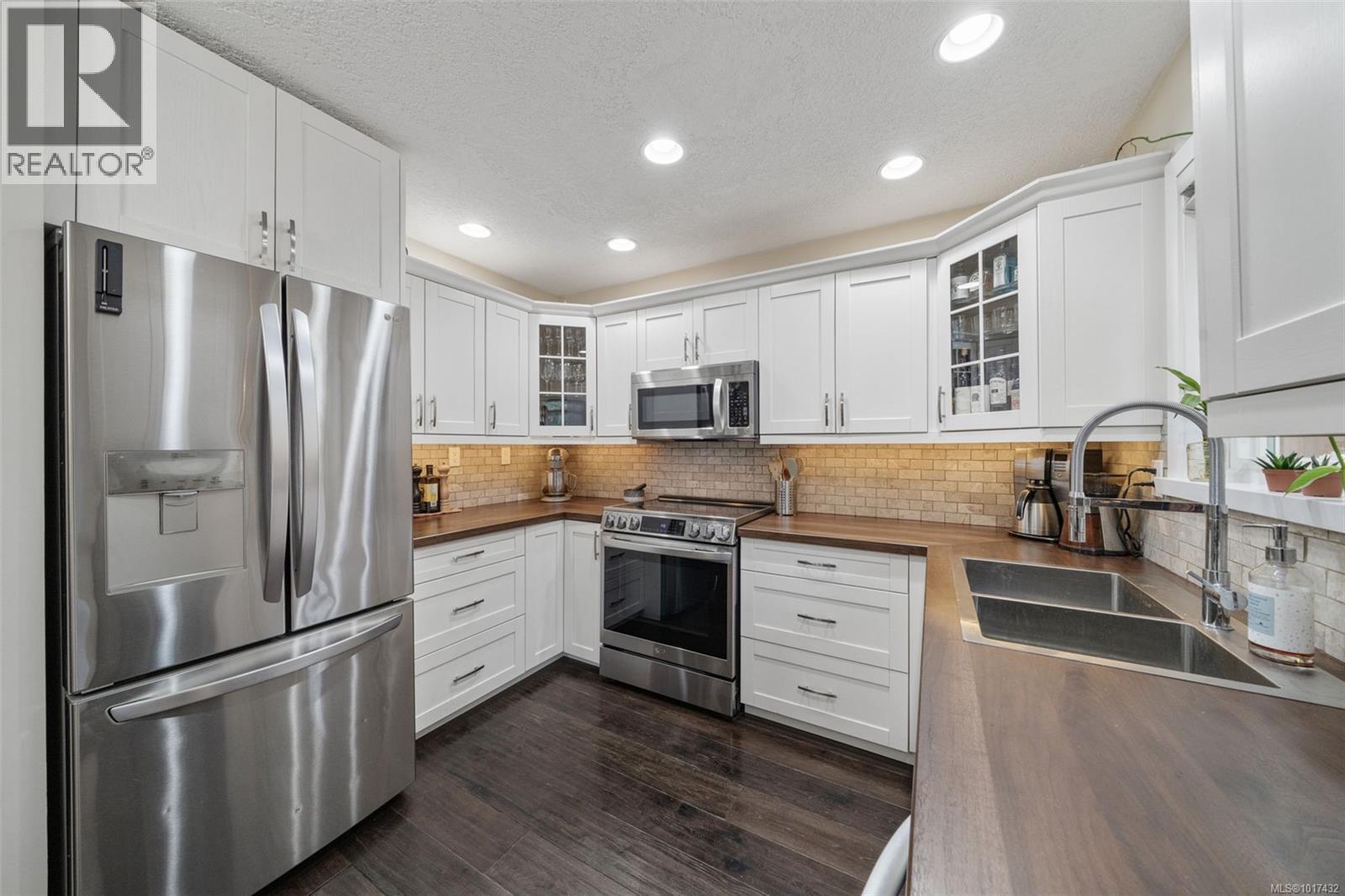  2150 Pyrite Drive, Sooke