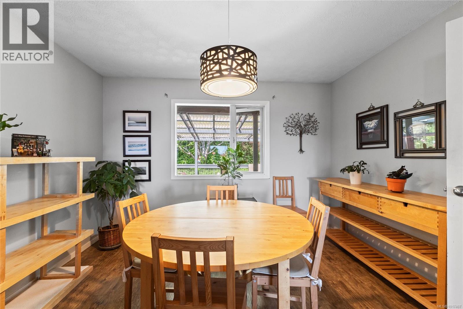 1692 Meadowbrook Dr, Campbell River