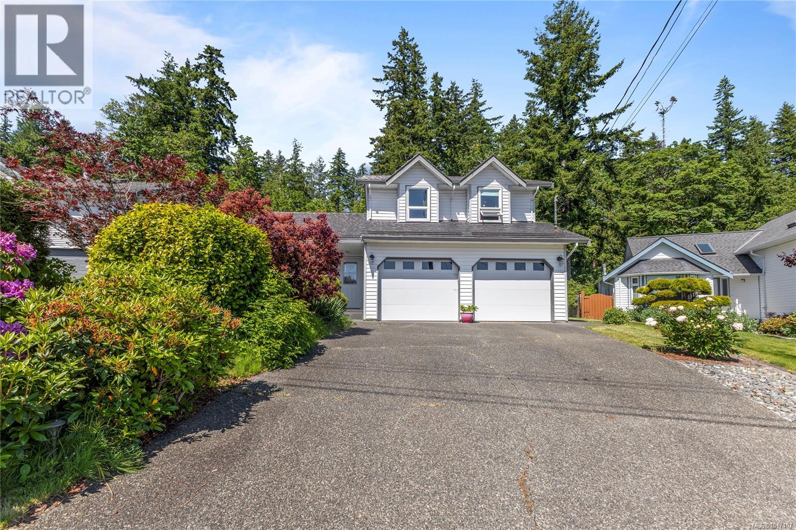1692 Meadowbrook Dr, Campbell River