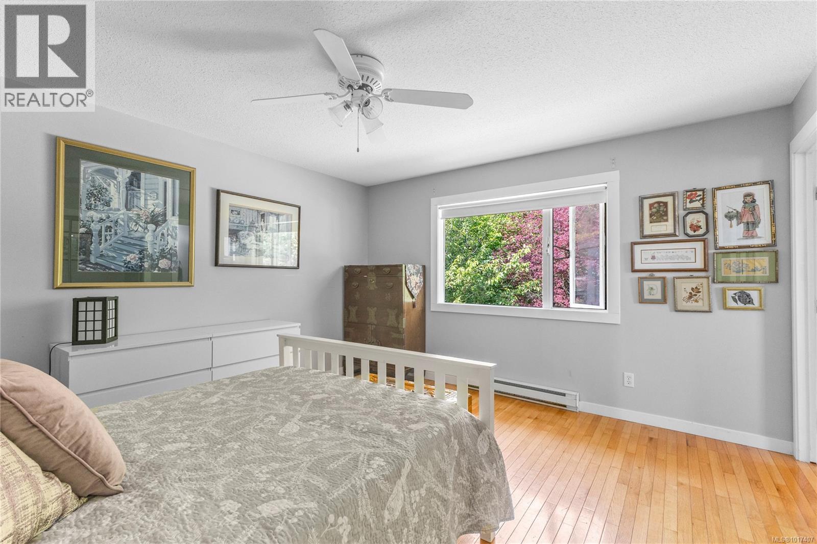 1692 Meadowbrook Dr, Campbell River