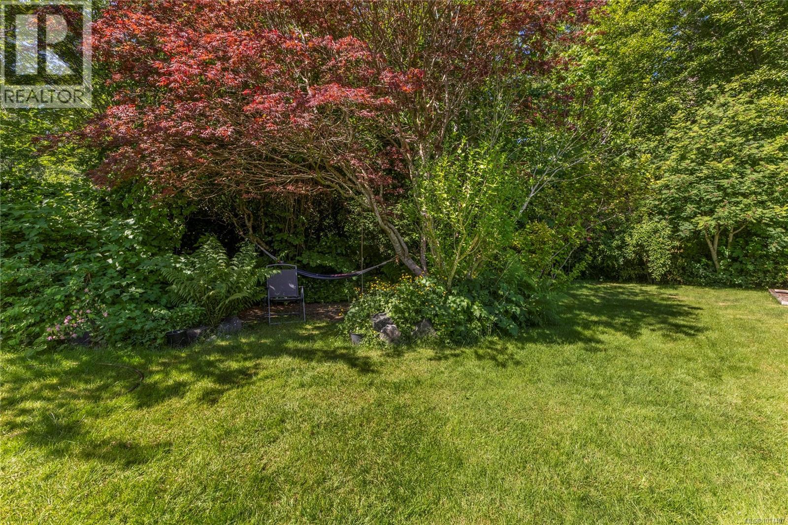 1692 Meadowbrook Dr, Campbell River