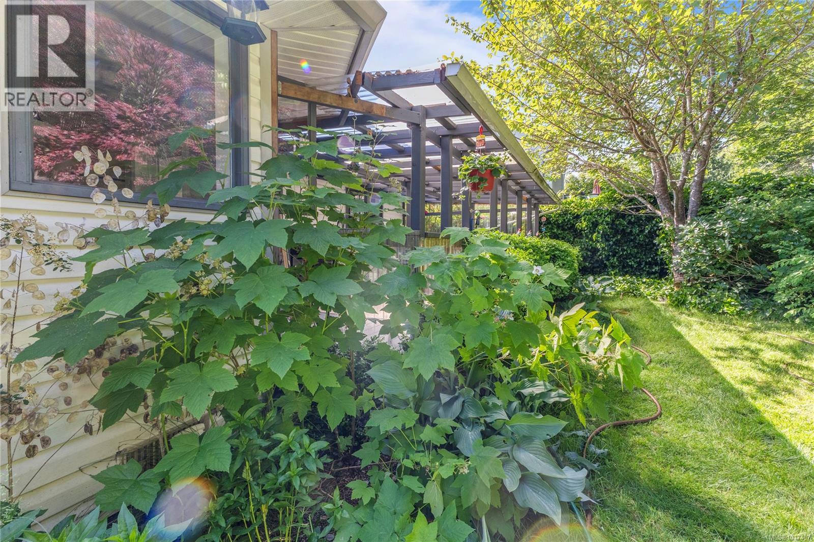 1692 Meadowbrook Dr, Campbell River