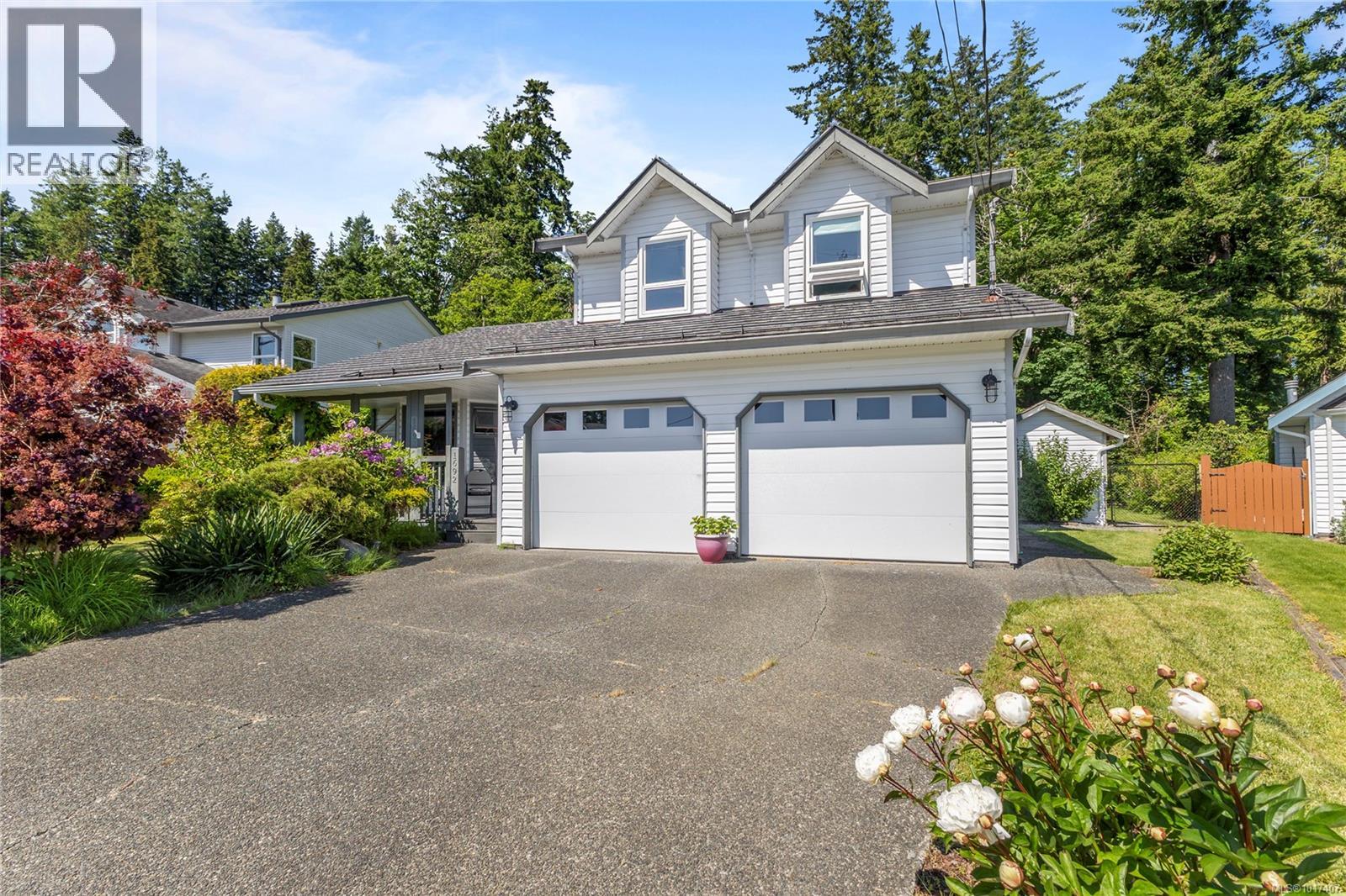 1692 Meadowbrook Dr, Campbell River